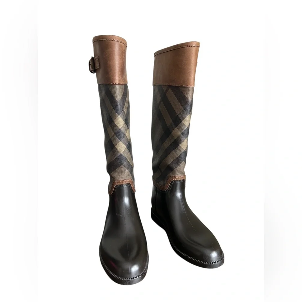 Burberry House Check Rain Boots – Rubber & Canvas with Leather Trim size 5 - Picture 3 of 13